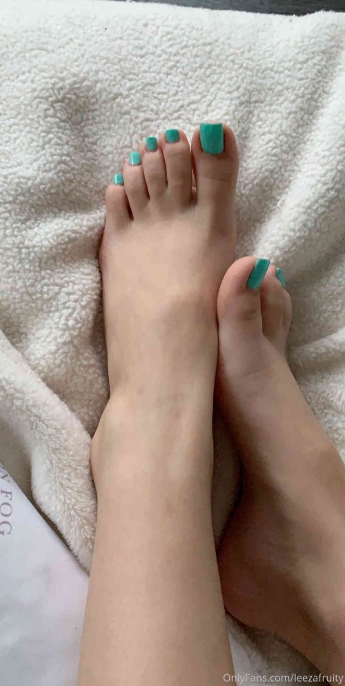 leezafruity 21 11 2019 14639182 Can t go wrong with pretty toes