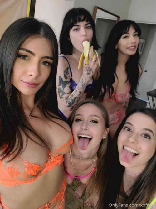 xofreja Just shot the hottest orgy scene with this group of ladies Had 34396337