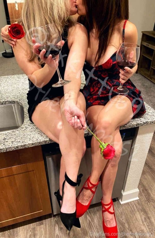 theredwoods2 14 02 2020 22093231 GALentine s Day it s cumming... onlyfans.com th