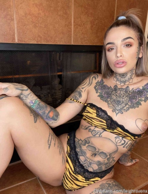 leighravenx 15 11 2020 1190521116 Happy Sunday Are you ready for me