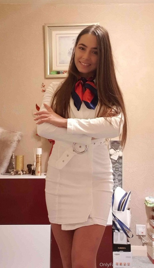 sweet ary 20 01 2020 19474325 Can i be your air hostess